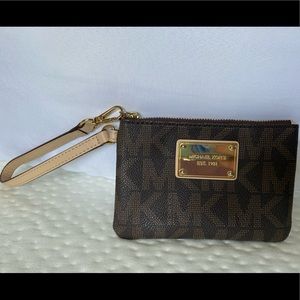 Michael Kors wristlet